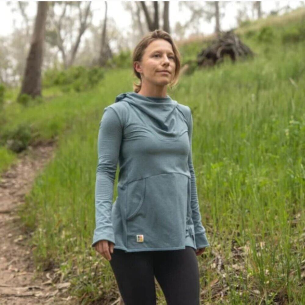 Deso Phipps Hoodie in Hydro color, Womens XL